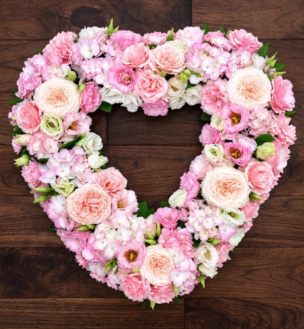 Country Garden Heart